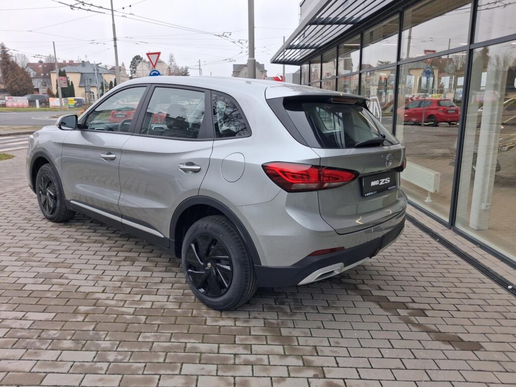 MG ZS  EXCITE 1.5 85kW 5MT 4x2 MY25