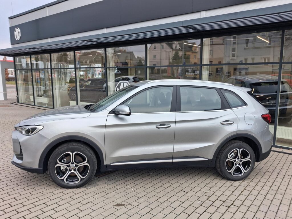 MG ZS  EMOTION Hybrid+ 145kW 4AT 4x2 MY25