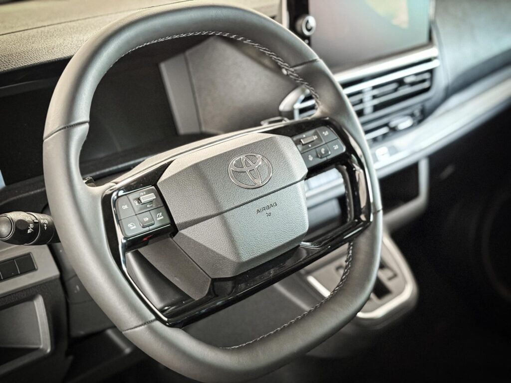 Toyota ProAce  2.0L Diesel 8.st.