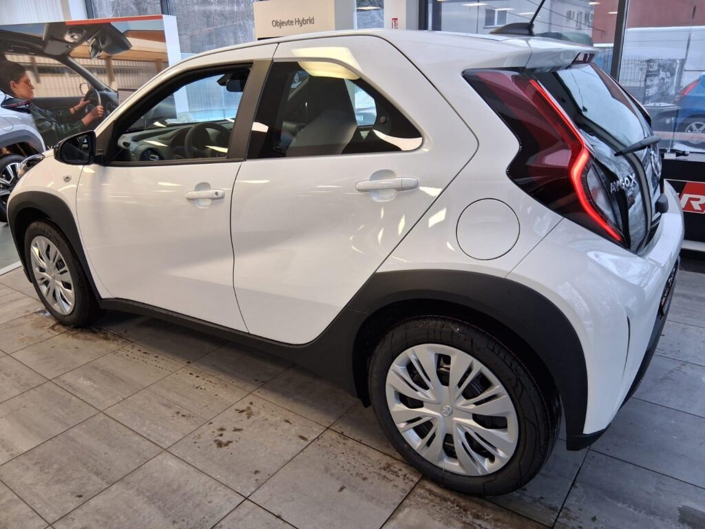 Toyota Aygo X  Comfort 1.0 VVT-i (72 k) automat