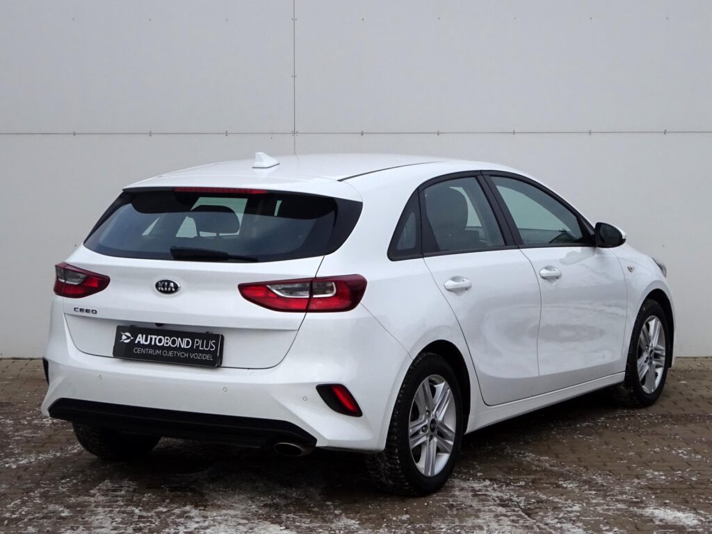 KIA Ceed  1.5 T-GDI 117kW 7DCT SPIN