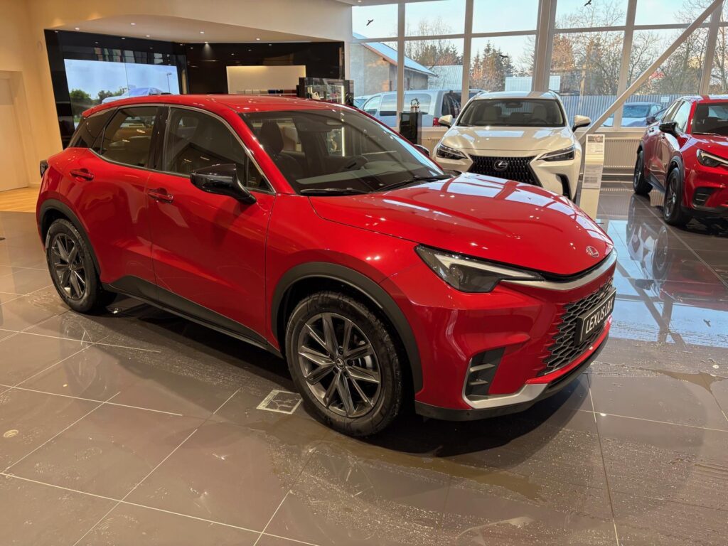 Lexus LBX  RELAX TECH