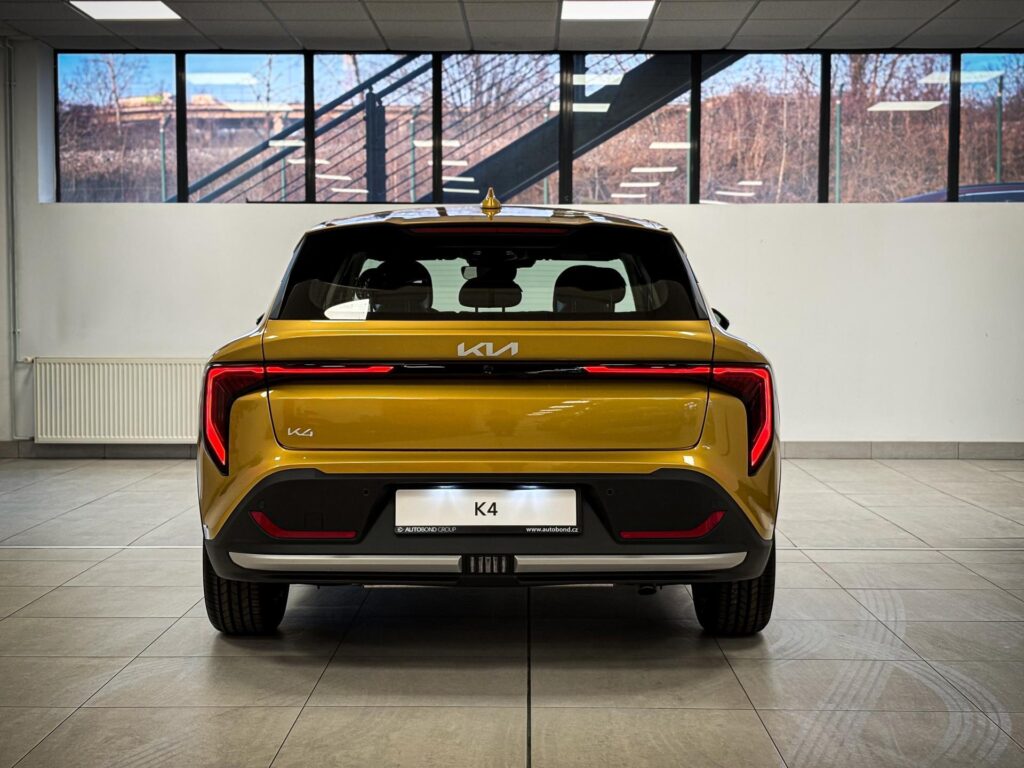 KIA K4  1,6 T-GDi GPF 7DCT SPIN 110 KW (2026)