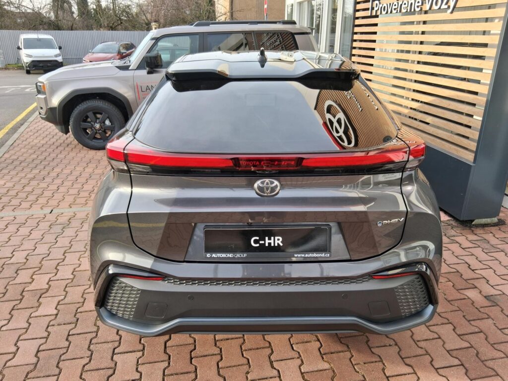 Toyota C-HR  2.0 PHEV 4x2 EXECUTIVE
