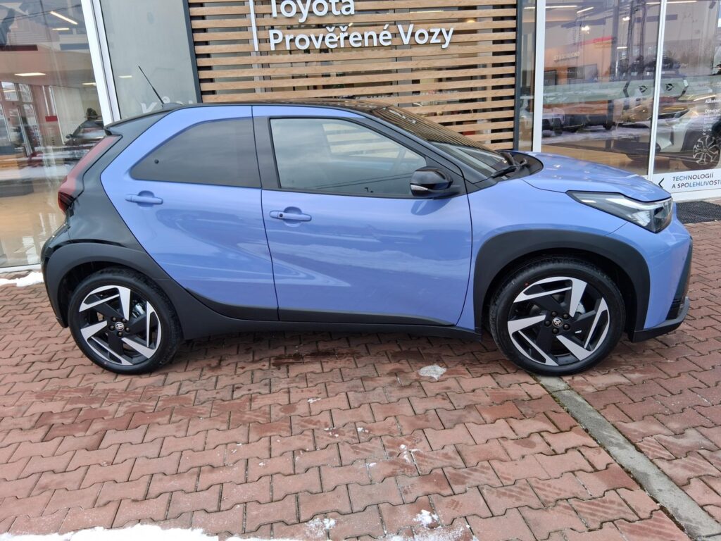 Toyota Aygo X  1,5 HEV EXECUTIVE