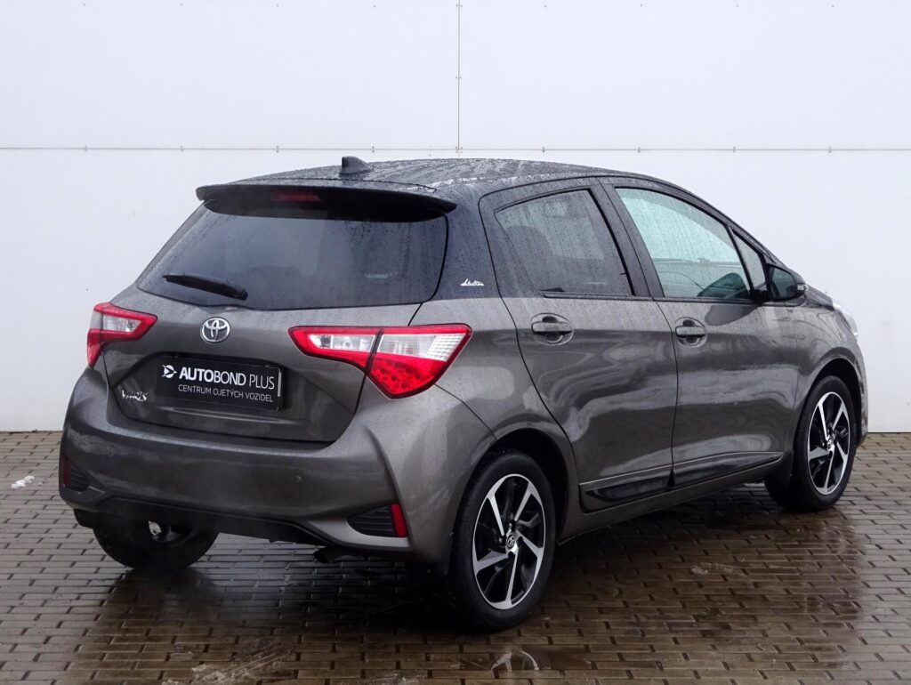 Toyota Yaris  1.5 VVT-i 82kW Selection Smart