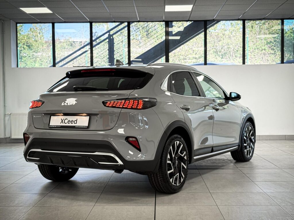 KIA XCeed  1,6 T-GDi GPF 7DCT STEEL EDITION 110 KW (2026)