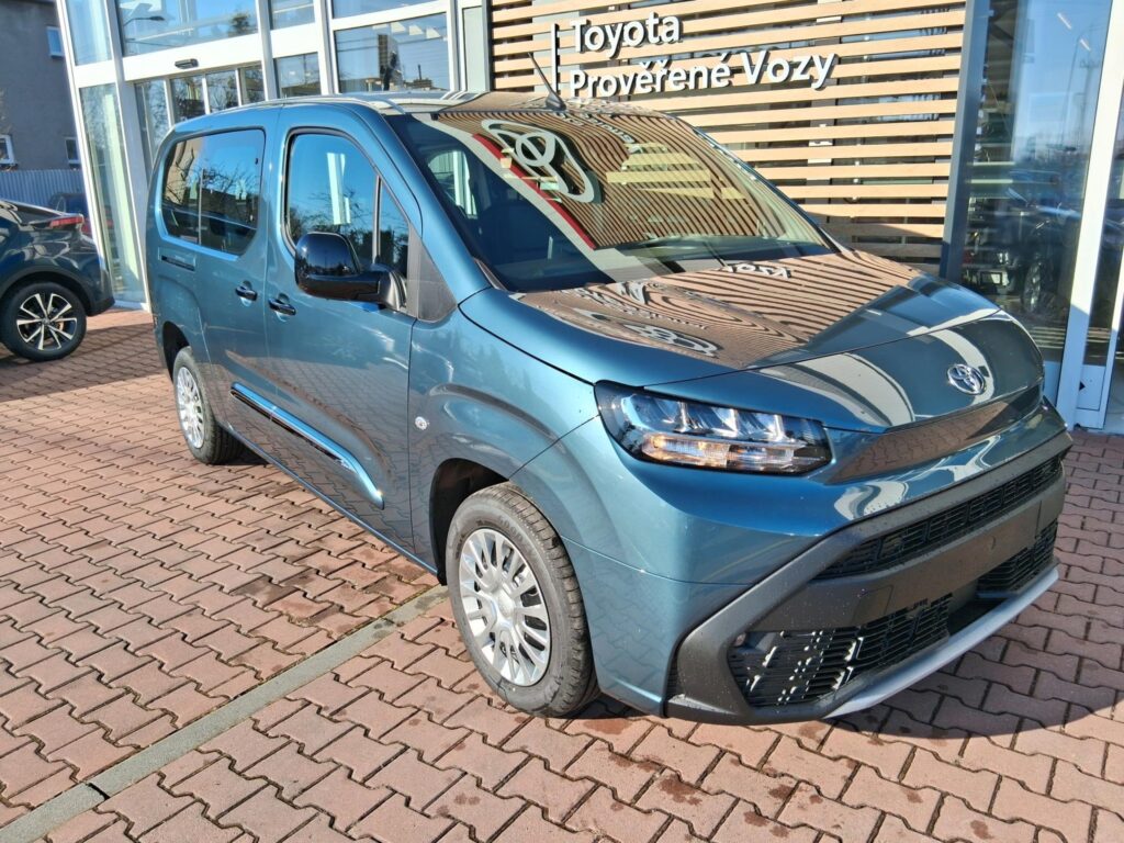 Toyota Proace City Verso  1,5D 8AT 130K BUSINESS