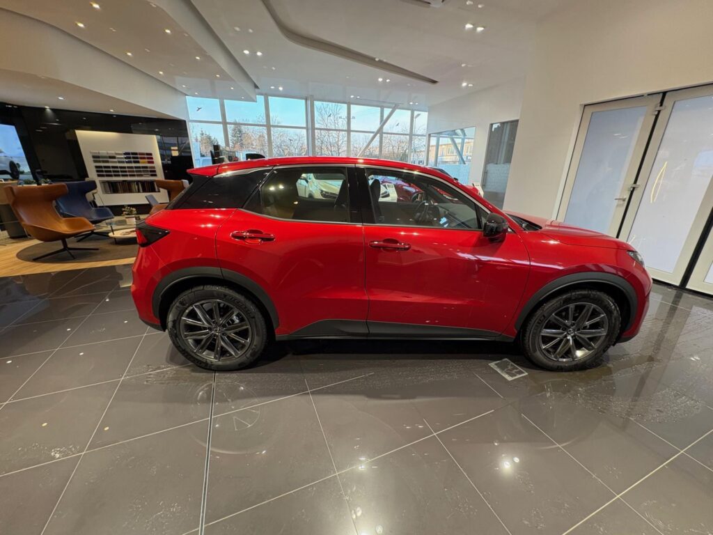 Lexus LBX  RELAX TECH