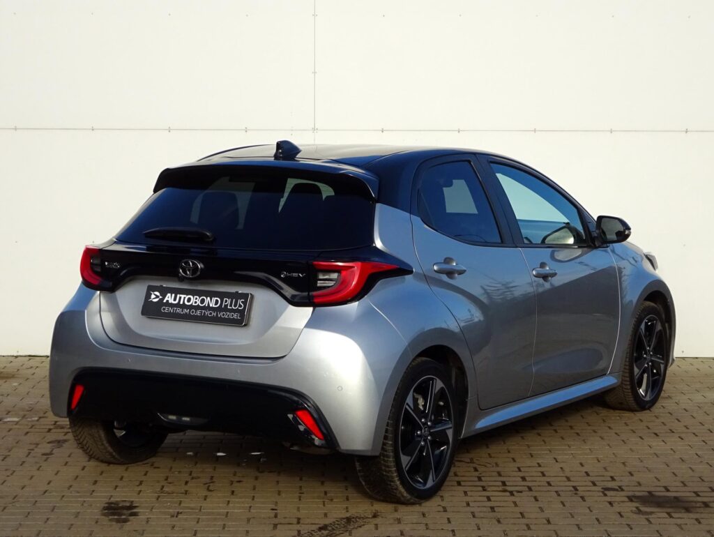 Toyota Yaris  1.5 HSD 130k e-CVT Premiere Edition