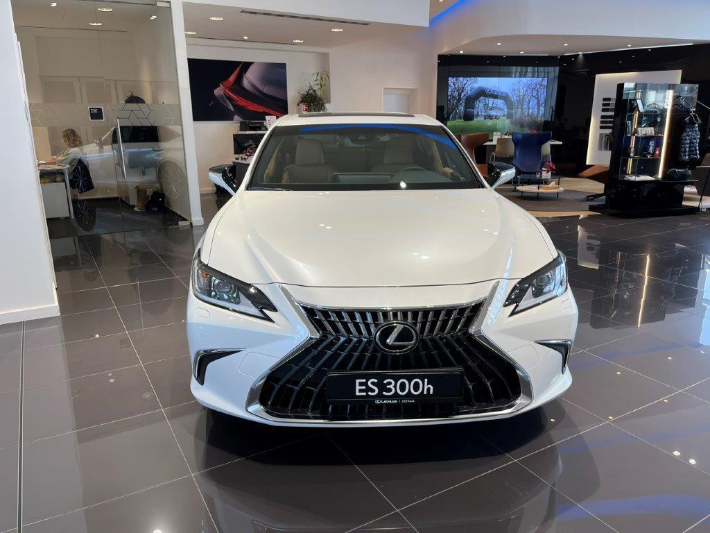 Lexus ES 300h  BUSINESS EDITION