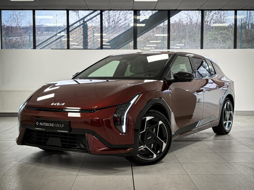 KIA EV4  4x2 GT-LINE 150 KW + 81,4 KWH (2