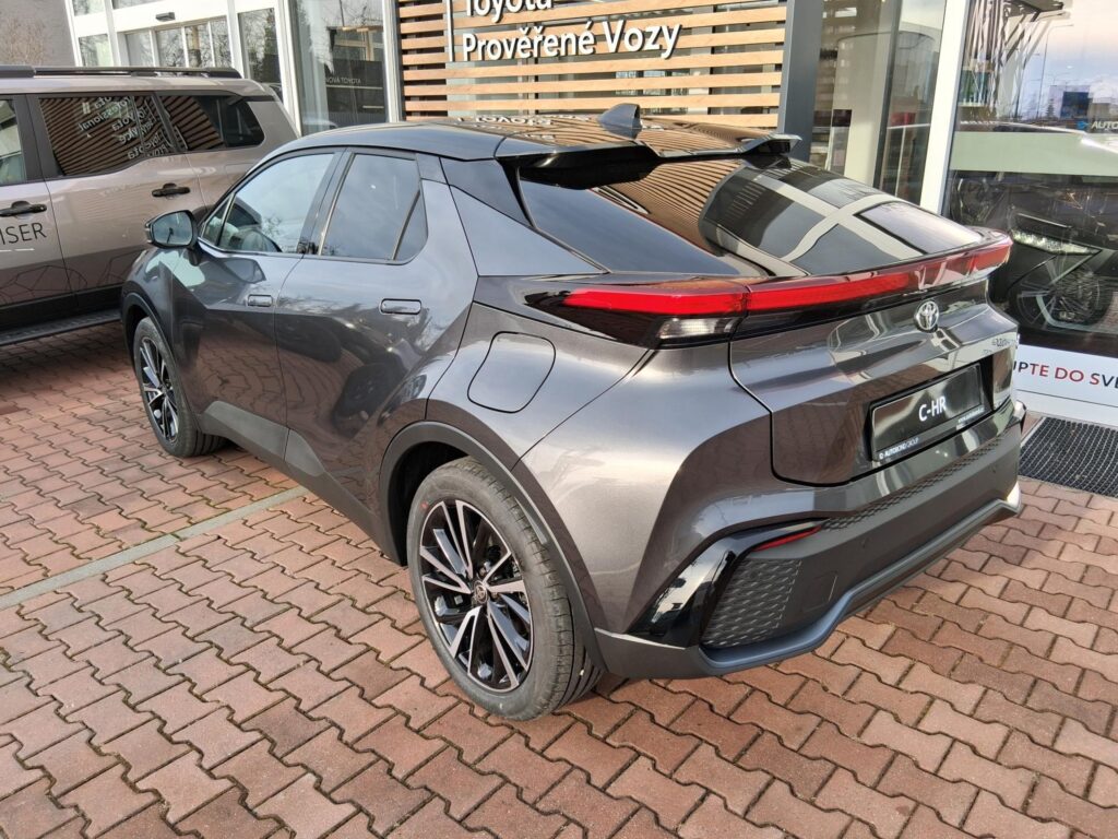 Toyota C-HR  2.0 PHEV 4x2 EXECUTIVE
