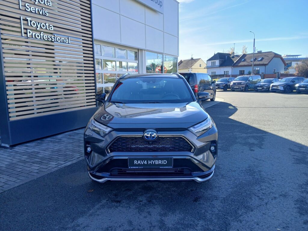 Toyota RAV4  2,0 HEV 4x4 EXECUTIVE,JBL,SKYVIEW