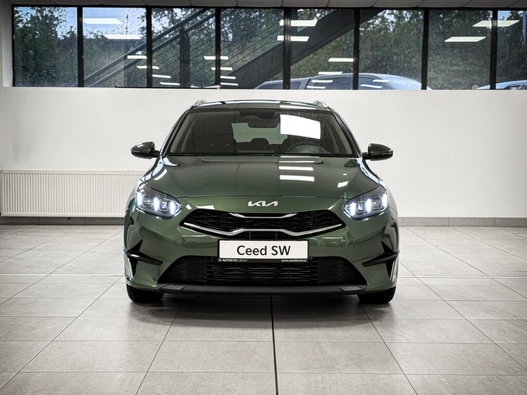 KIA Ceed  1,5 T-GDi GPF 7DCT TOP