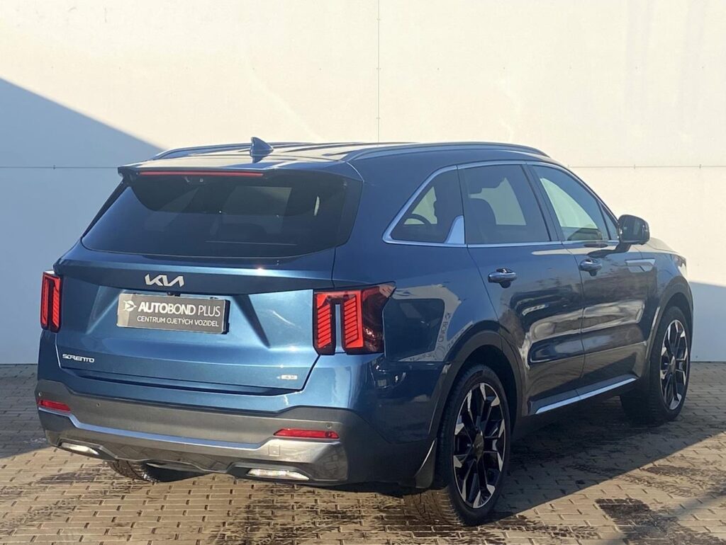 KIA Sorento  2.2 CRDi 142kW AWD 8DCT TOP