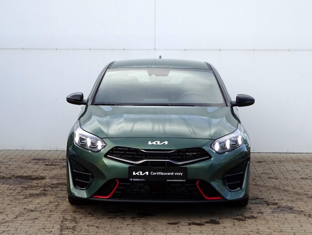 KIA ProCeed  1.6 T-GDI 150kW 7DCT GT Panorama