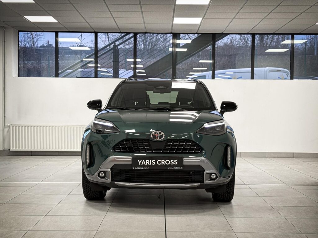 Toyota Yaris Cross  SUV, 1.5 Hybrid e-CVT (4x4) Executive