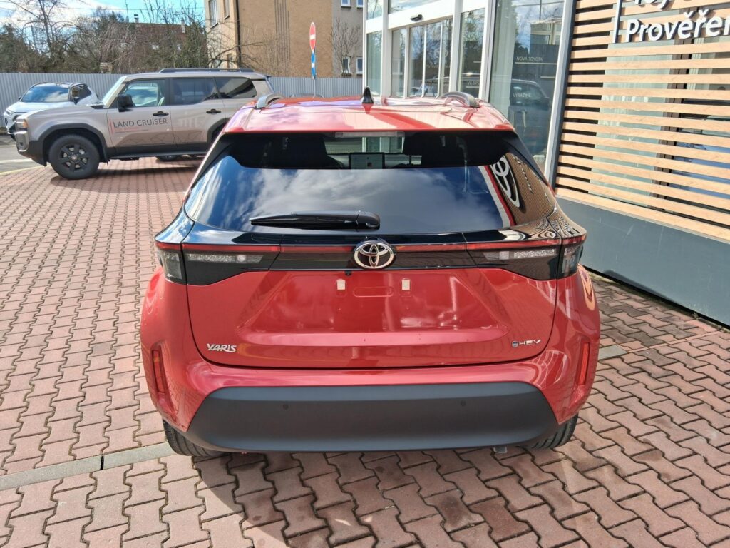 Toyota Yaris Cross  1,5 HEV 130K 4X2 STYLE