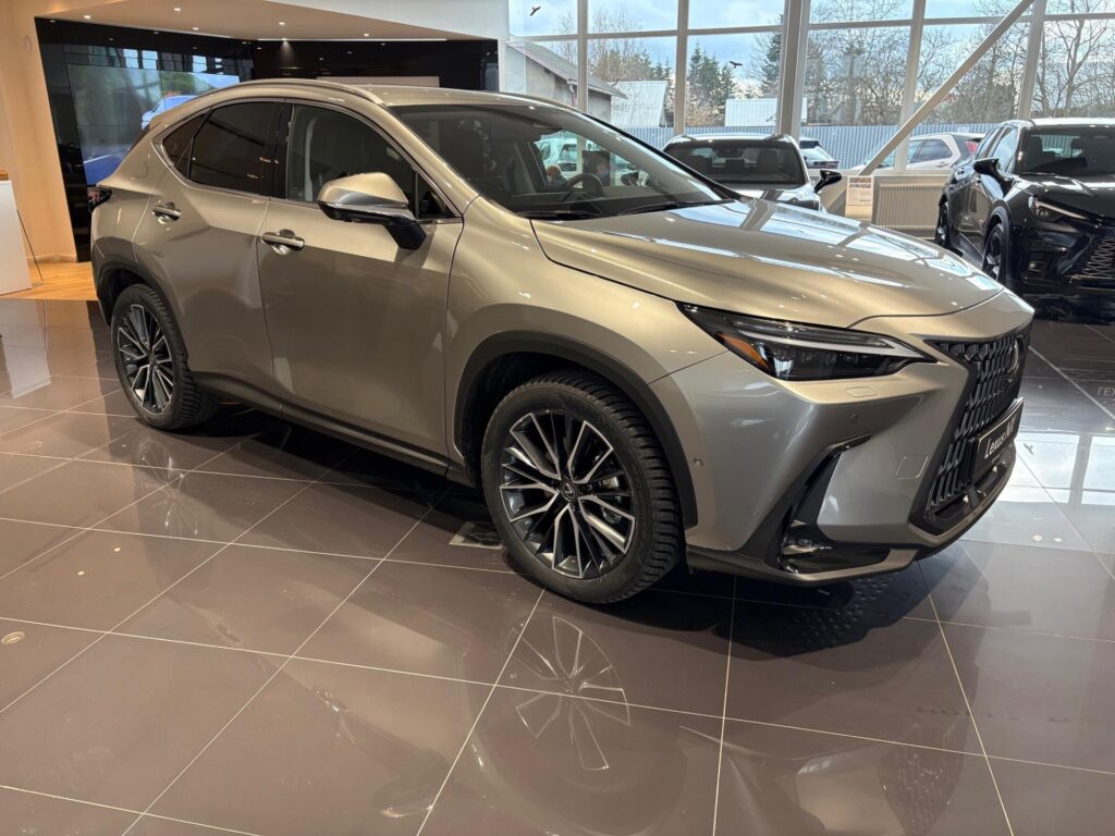 Lexus NX 350h  LUXURY 4x4