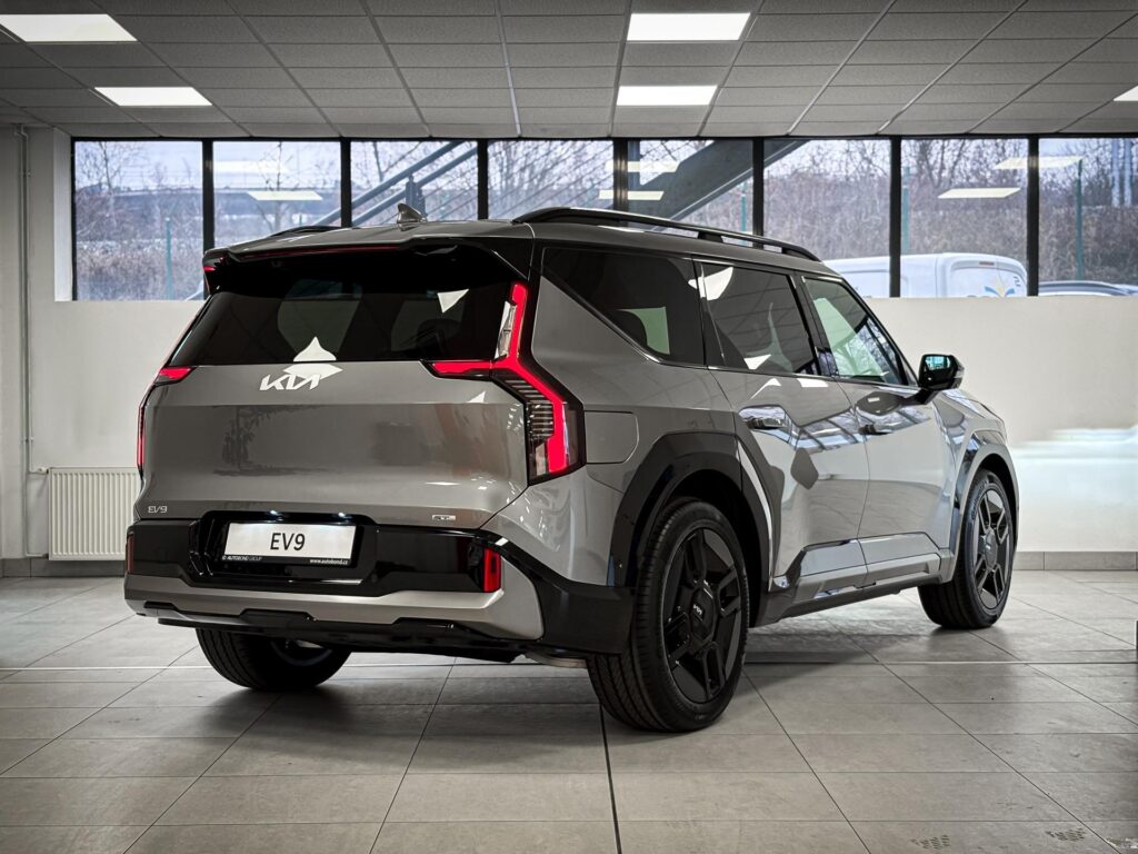 KIA EV9  MV1 7P elektromotor 4x4