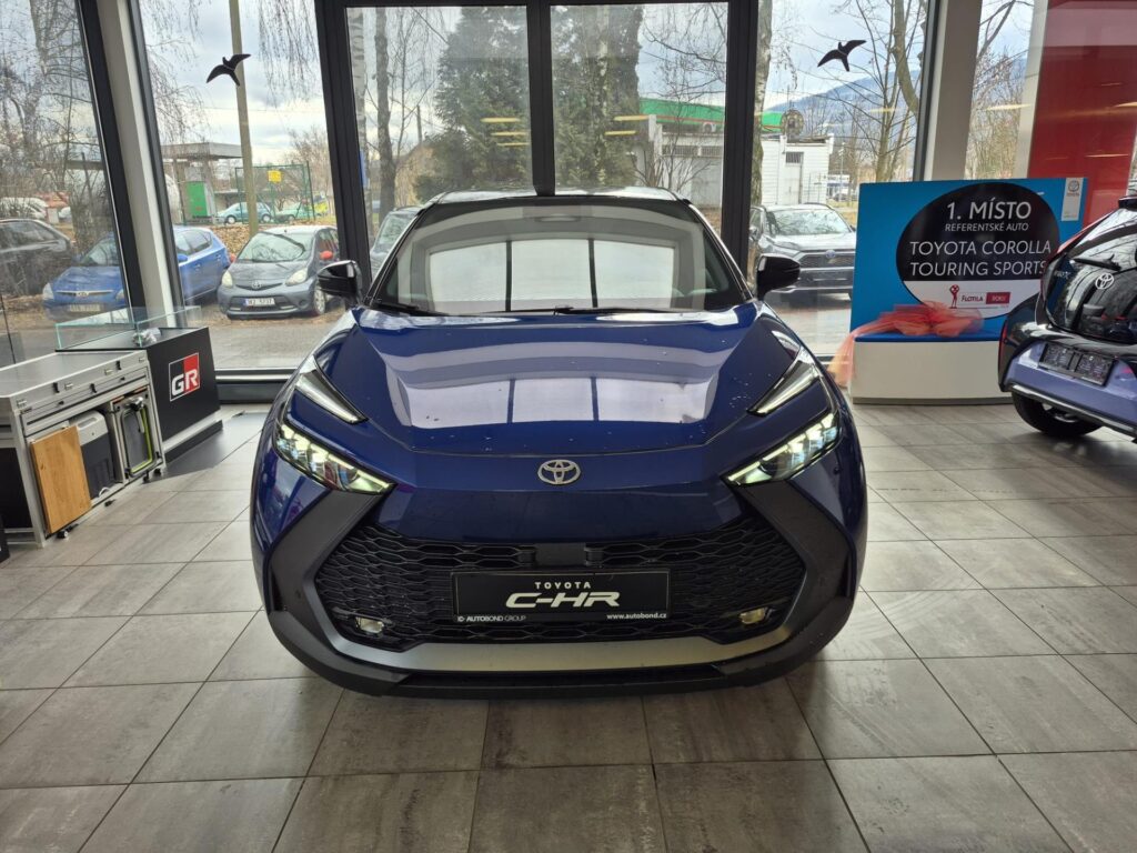 Toyota C-HR  Style 1.8 Hybrid (140 k)
