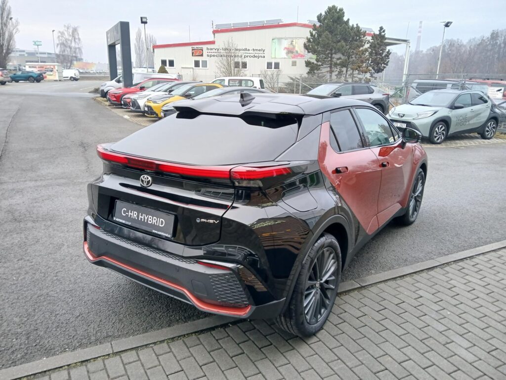 Toyota C-HR  2.0 PHEV
