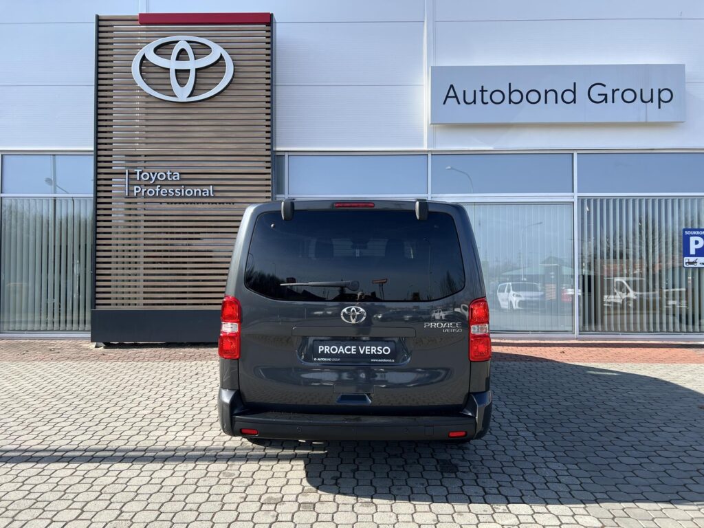 Toyota Proace Verso  2.0D 8AT Family 8S CAMPING