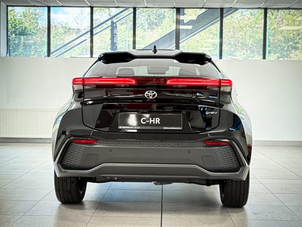 Toyota C-HR  2.0 Plug-in Hybrid, e-CVT  (4x2), Executive Premiere Edition