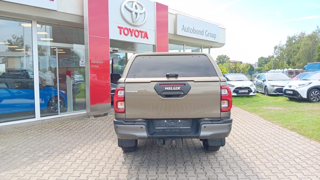 Toyota Hilux  2.8 6AT - Invincible Hybrid 48V