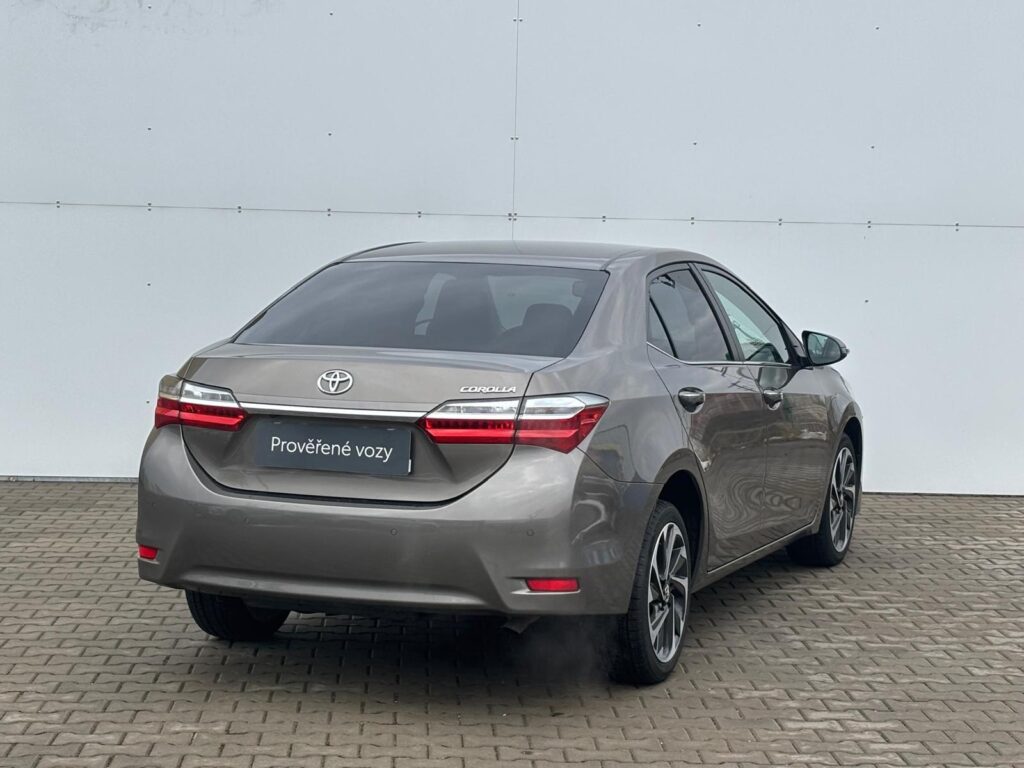 Toyota Corolla  1.6 Valvematic Executive AT