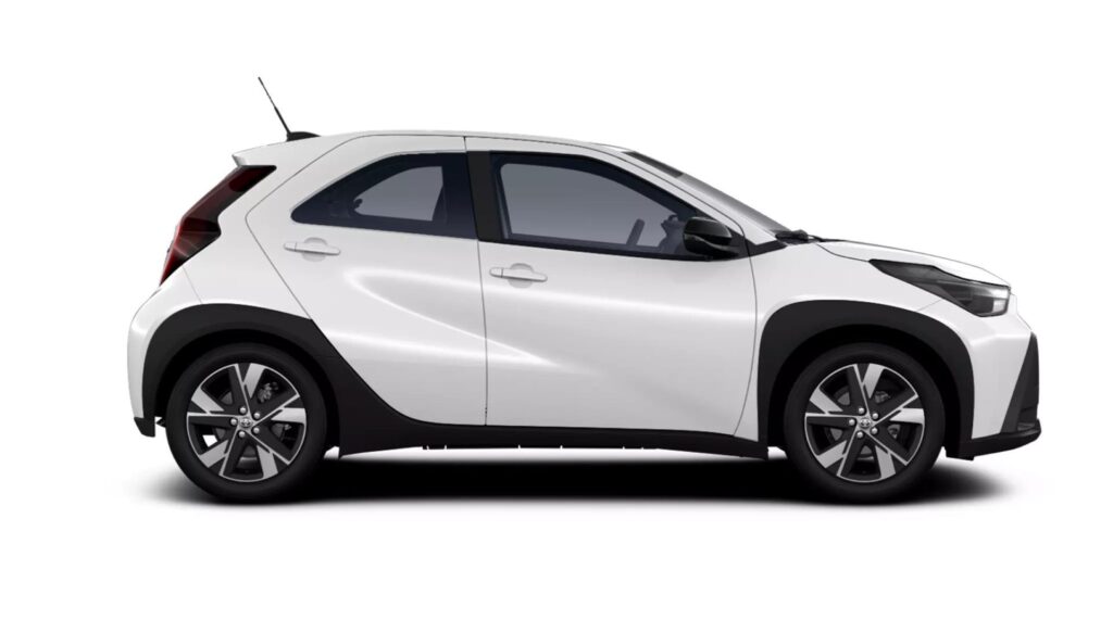 Toyota Aygo X  1.5 Hybrid e-CVT, Comfort, IL-FOTO