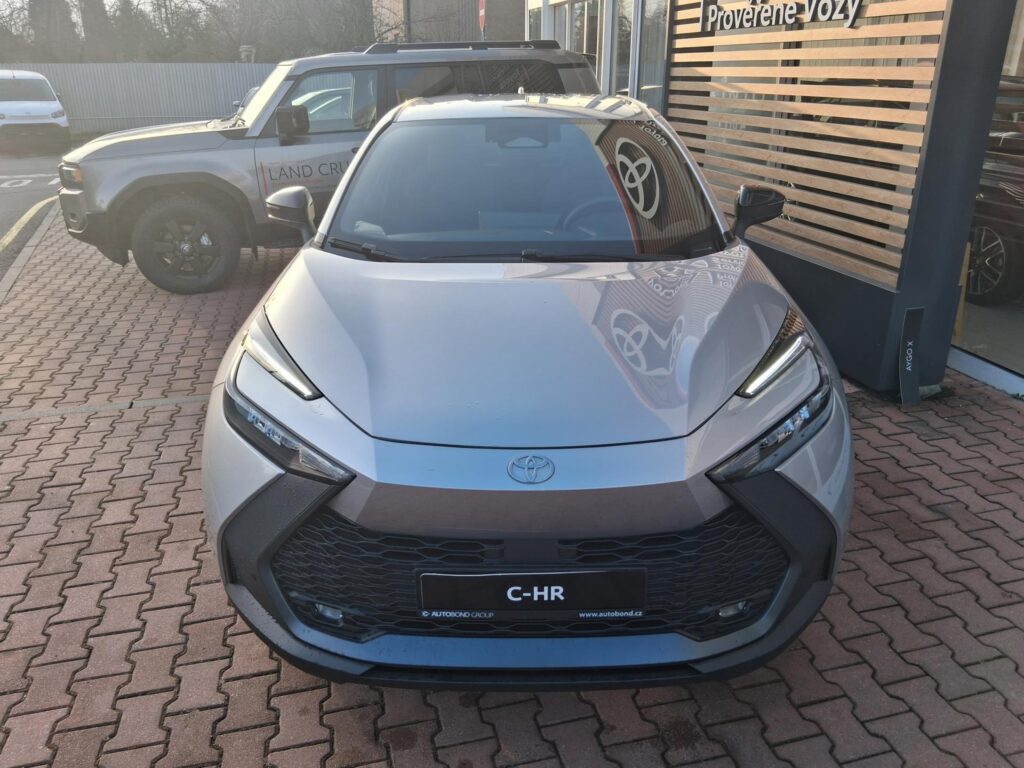 Toyota C-HR  2,0 PHEV 4X2 STYLE