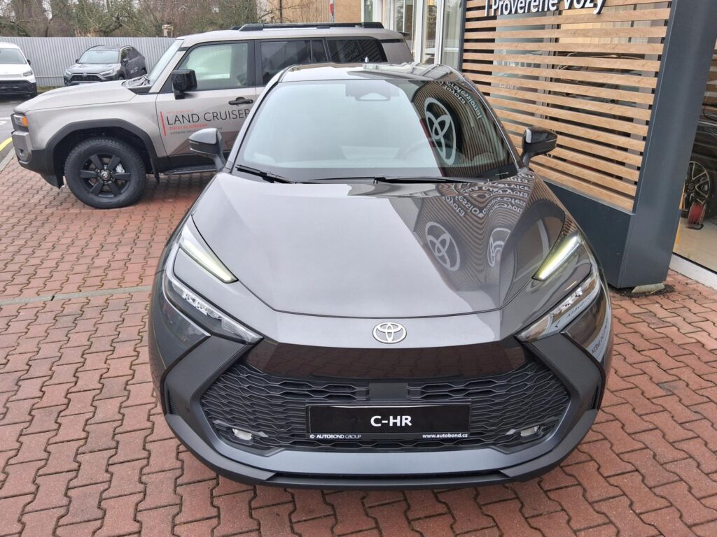 Toyota C-HR  2,0 PHEV 4X2 STYLE