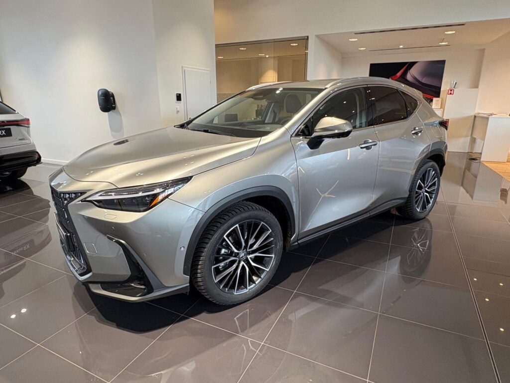 Lexus NX 350h  LUXURY 4x4