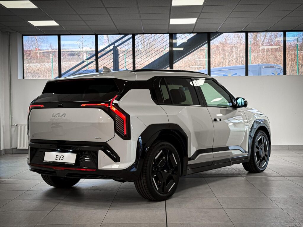 KIA EV3  GT LINE 4×2 81,4KWH+TECH+V2L