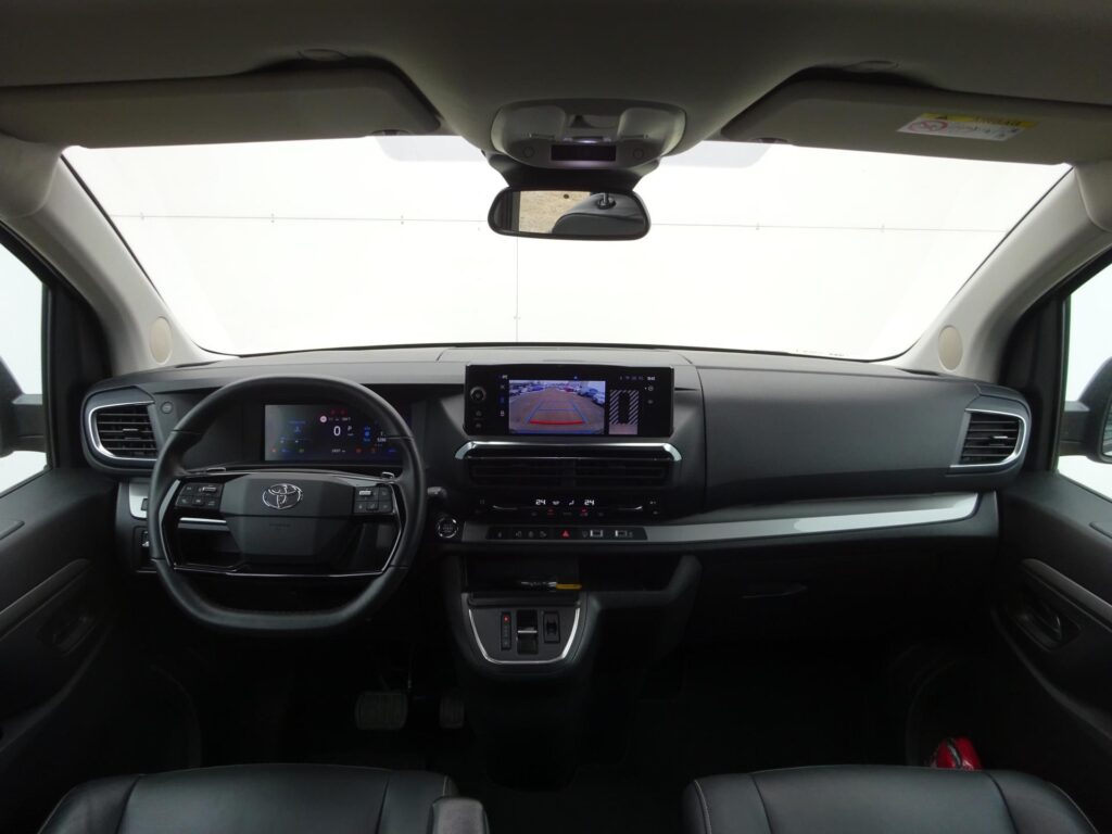 Toyota Proace  L2 2.0 D-4D 180k 8AT VIP