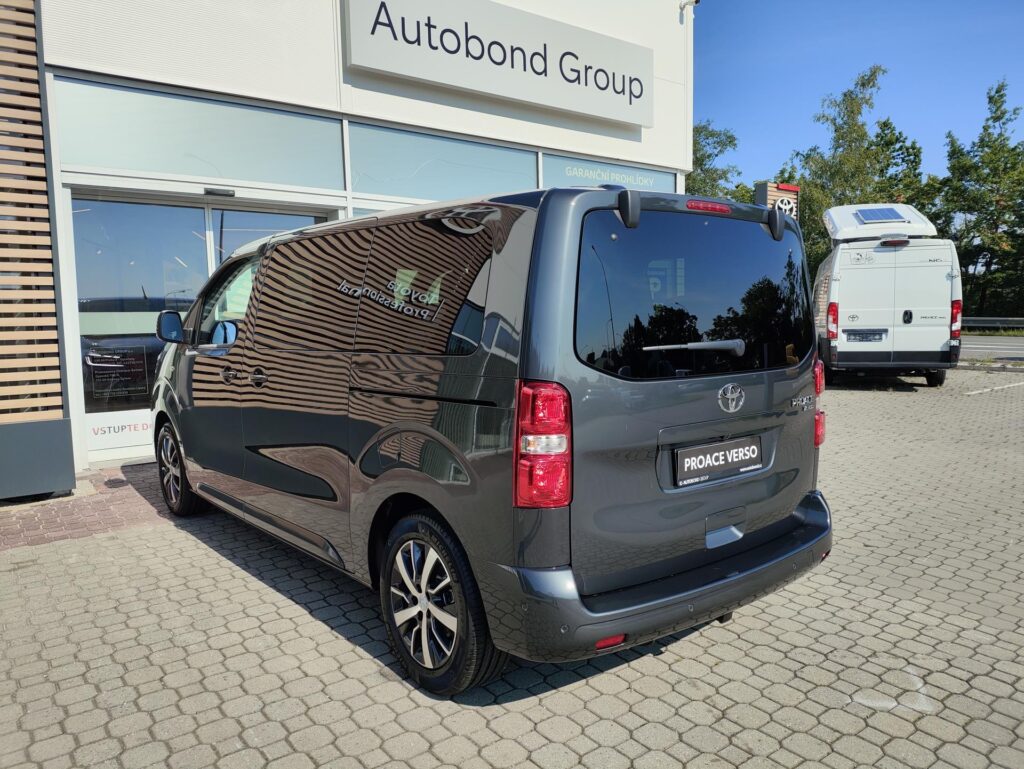 Toyota Proace Verso  2.0D 6MT Family 8S Webasto + tažné
