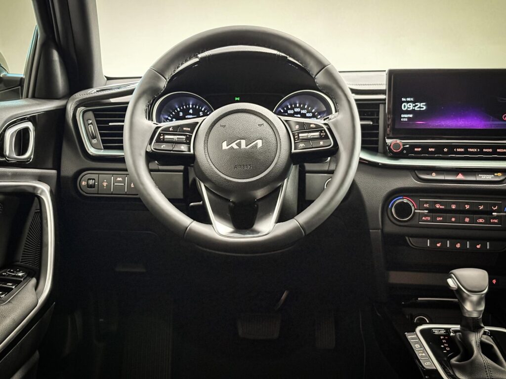 KIA XCeed  1,6 T-GDi GPF 7DCT STEEL EDITION 110 KW