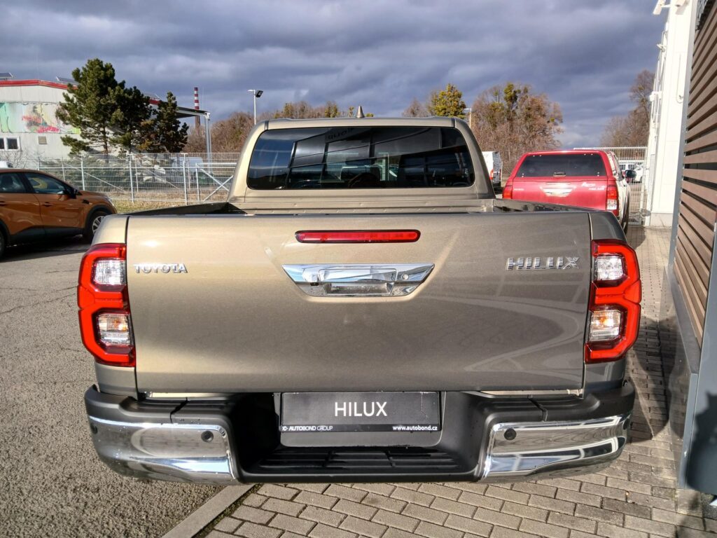 Toyota Hilux  2.8 D 6st. Automat Executive