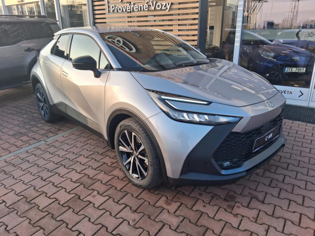 Toyota C-HR  2,0 PHEV 4X2 STYLE