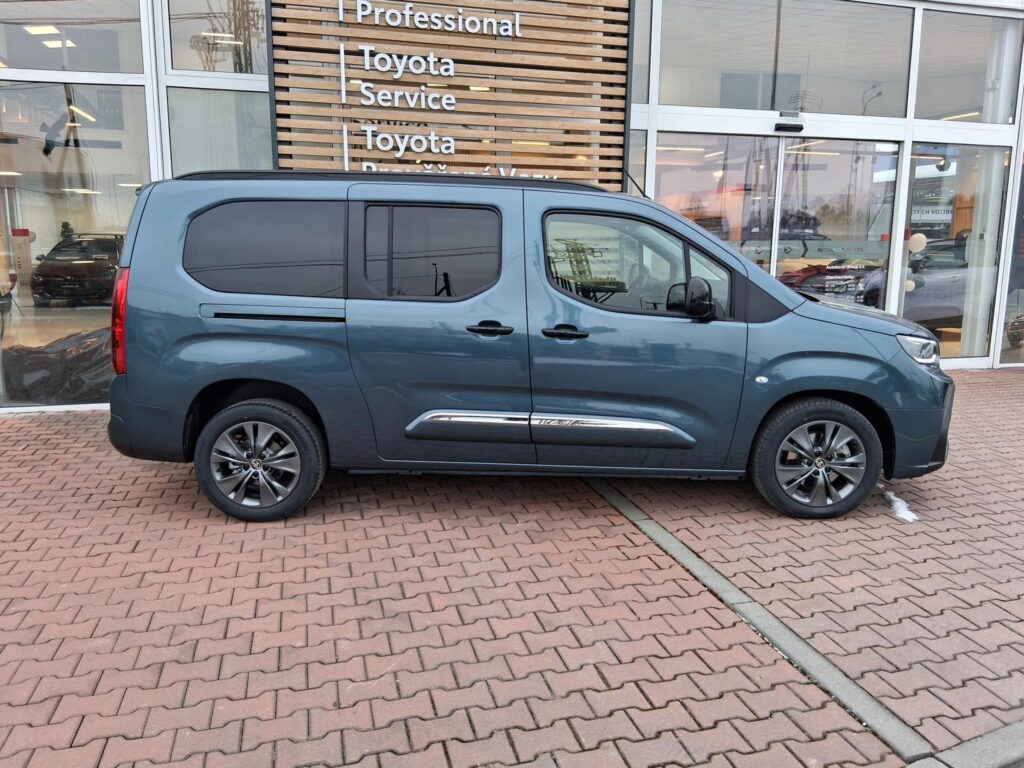 Toyota Proace City Verso  1,5D 8AT FAMILY 7 MÍST