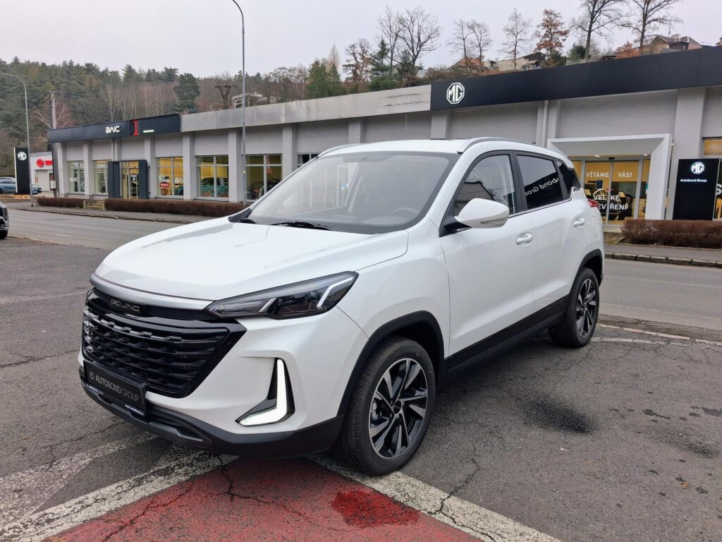 BAIC X35  ALL IN 1.5T 100kW 4×2 6MT