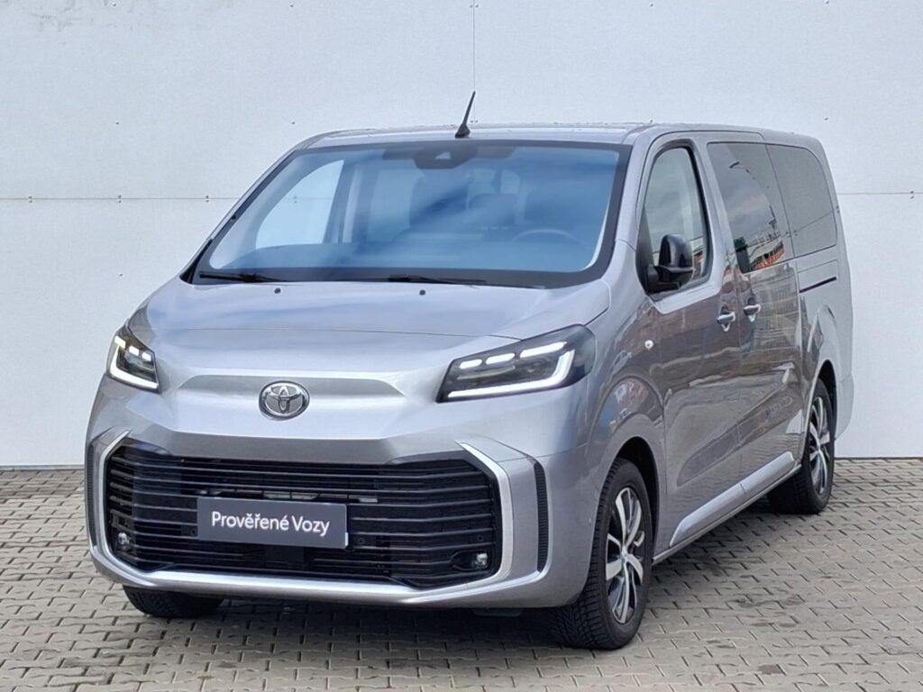 Toyota Proace Verso  2,0 D-4D 8AT L2 Family Webasto