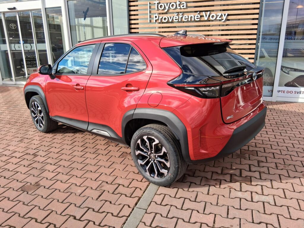 Toyota Yaris Cross  1,5 HEV 130K 4X2 STYLE