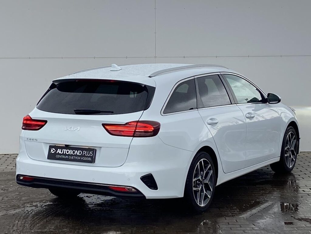 KIA Ceed  1.5 T-GDi 103kW TOP Business