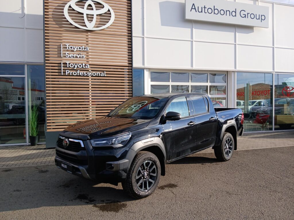 Toyota Hilux  2.8 D 6st. automat Invincible