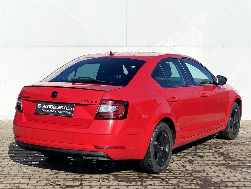 Škoda Octavia  1.5 TSI DSG / 110 kW Style Extra