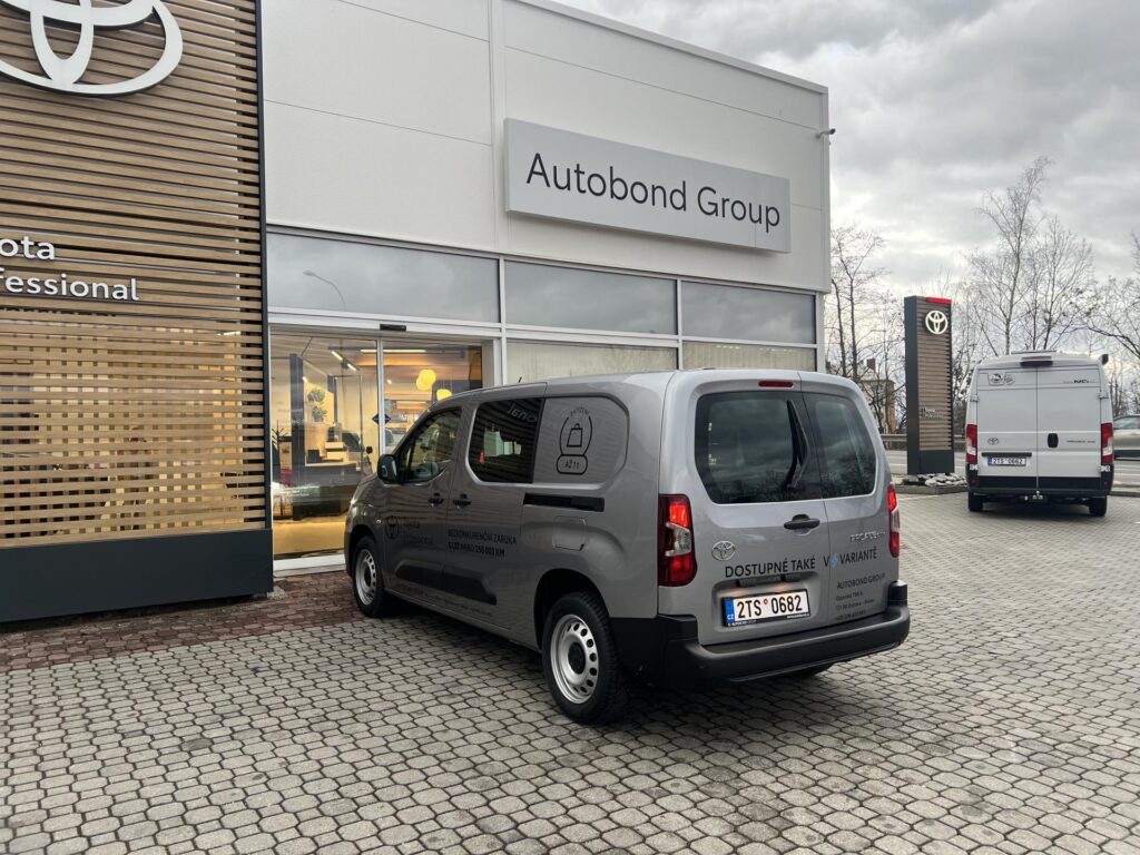 Toyota Proace City  1.5D 6MT Crewcab 5S Comfort