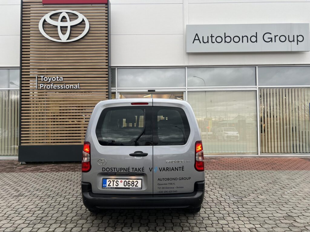 Toyota Proace City  1.5D 6MT Crewcab 5S Comfort